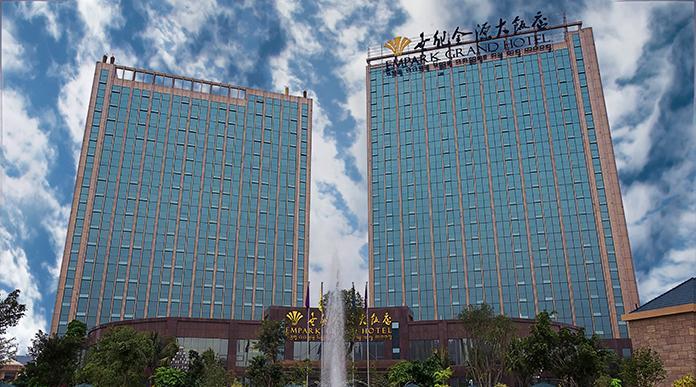 فندق جينغهونغفي  شوانج بانا سنشري جنيوان هوتل المظهر الخارجي الصورة